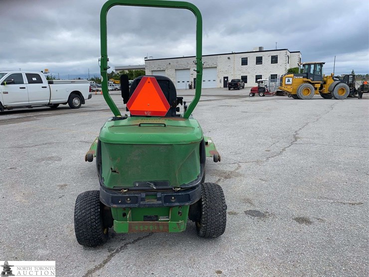 2010-john-deere-1445-image-6