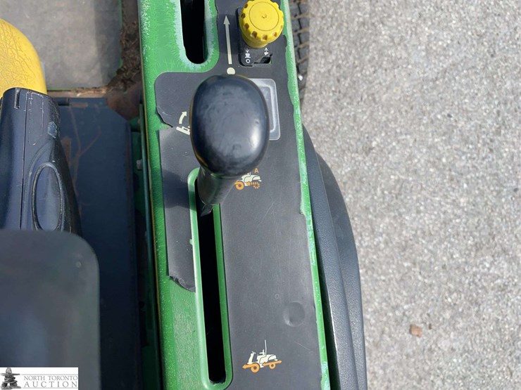 2010-john-deere-1445-image-14