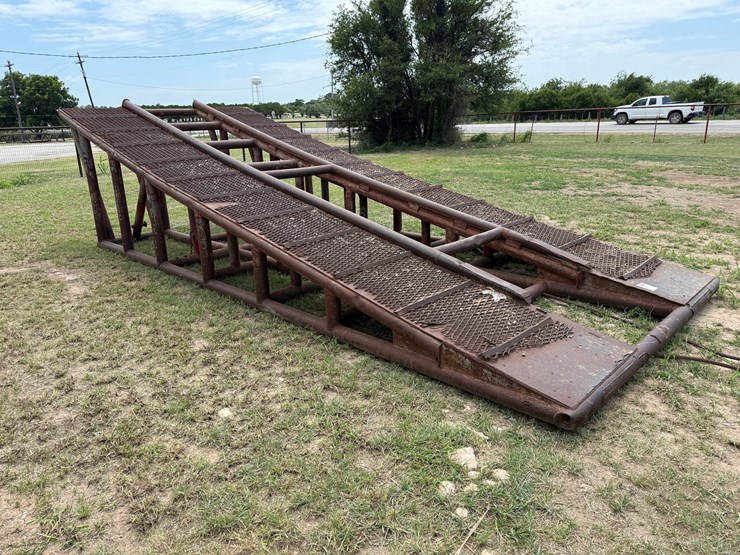 23’l-x-9.5’w-x-5.9’h-heavy-duty-rig-/-truck-ramp,-skidded-image-5