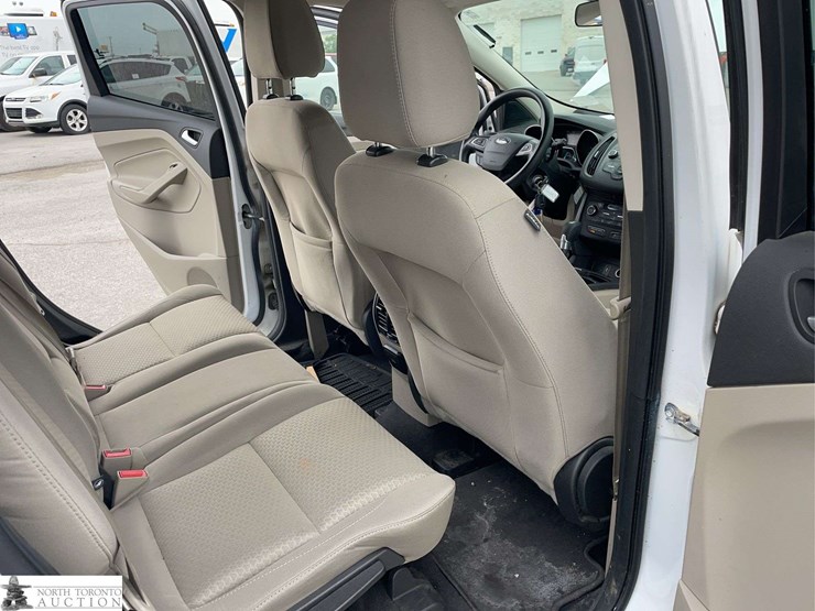 2017-ford-escape-image-18