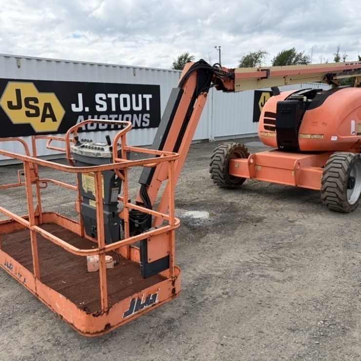 2016 JLG 600AJ