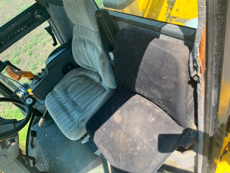 new-holland-fx60-image-19