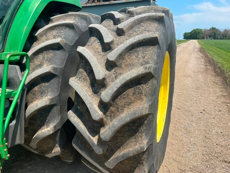 john-deere-8400-image-36