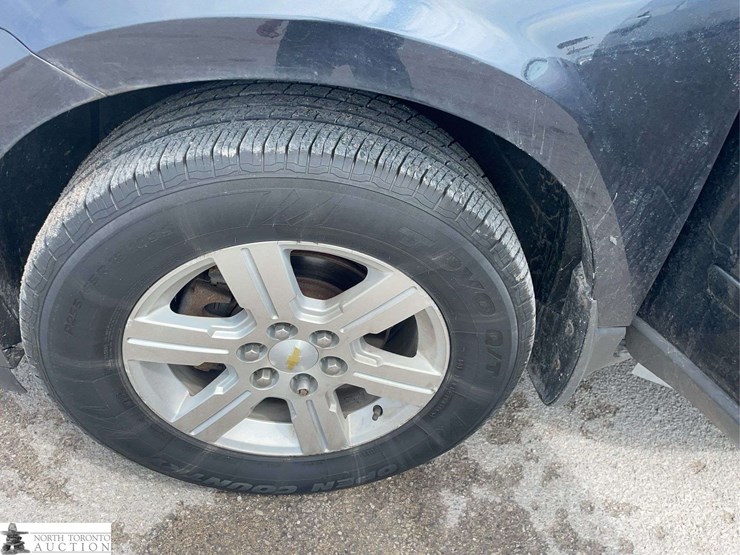 2010-chevrolet-traverse-image-24
