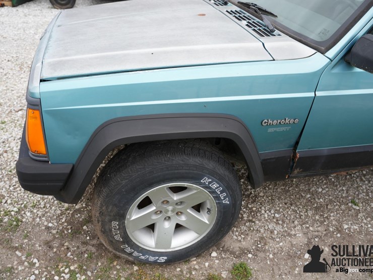 1995-jeep-cherokee-image-13