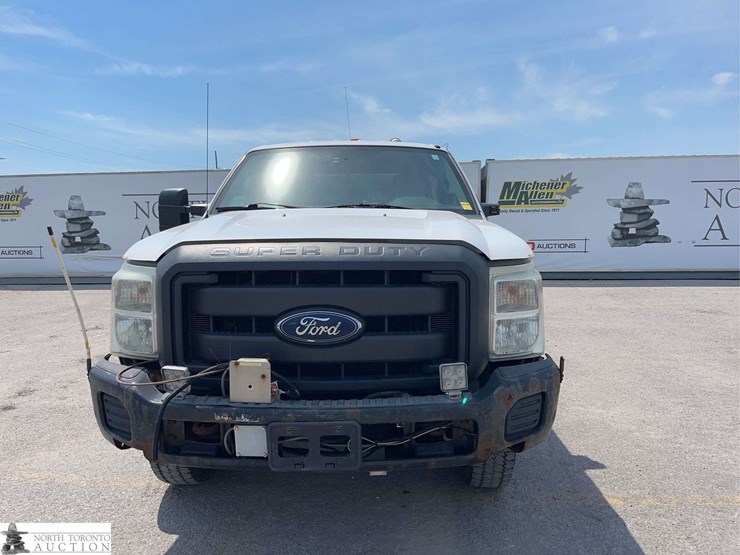 2013-ford-f350-image-2