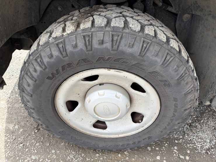 2008-ford-f250-image-14