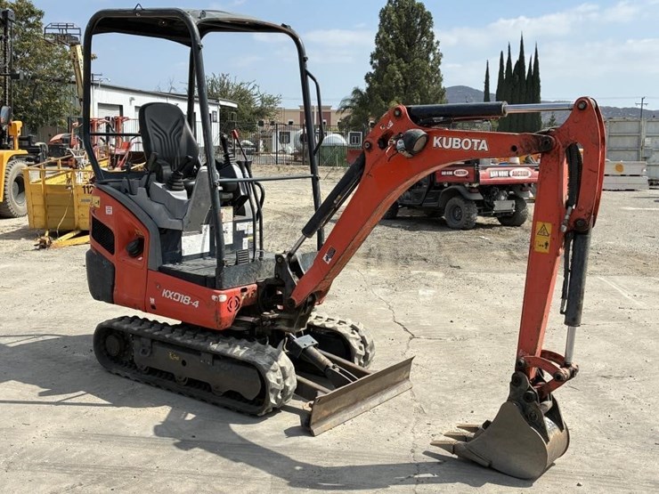 2019-kubota-kx018-4-image-2