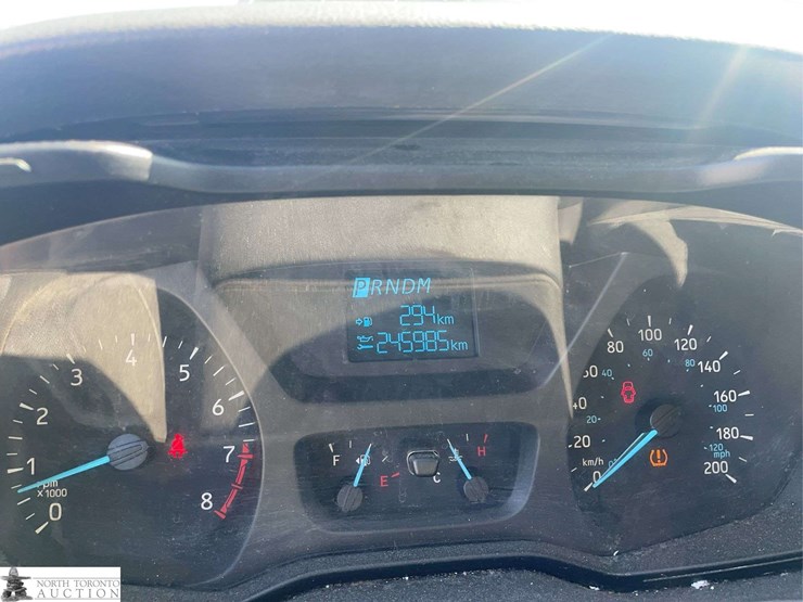 2018-ford-transit-image-12