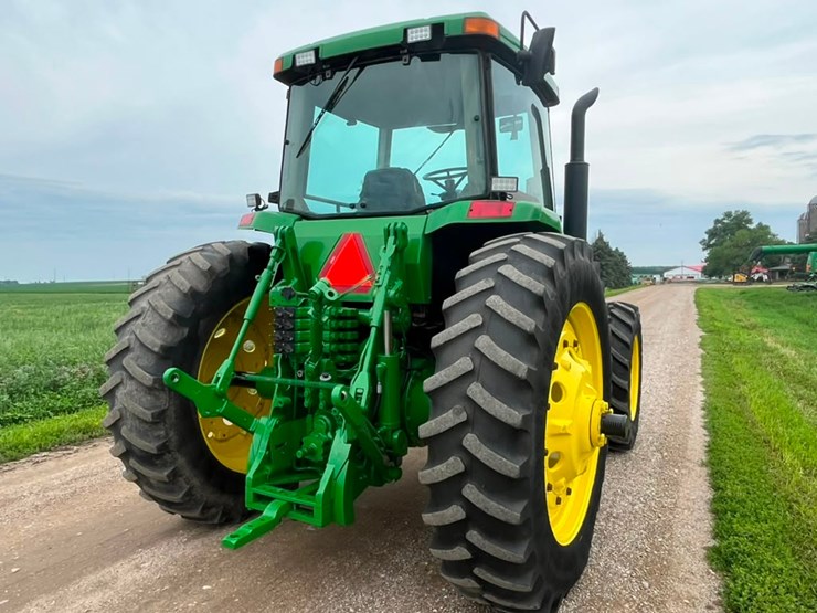 john-deere-8300-image-9