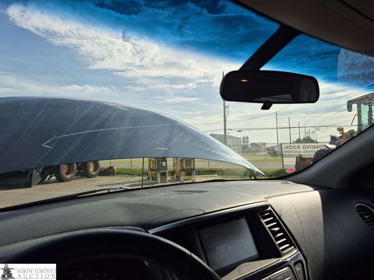 2014-nissan-pathfinder-image-24