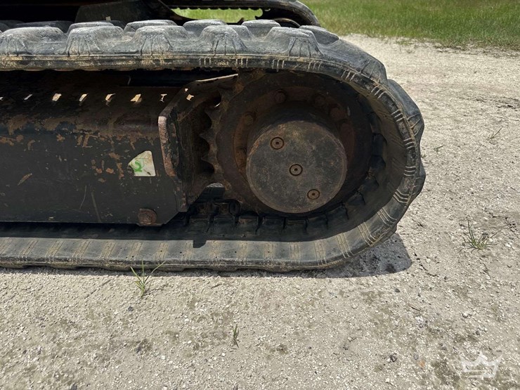 2013-caterpillar-303-image-51