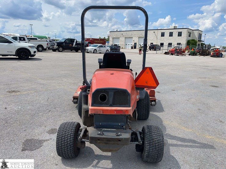 2011-kubota-f3080-image-6