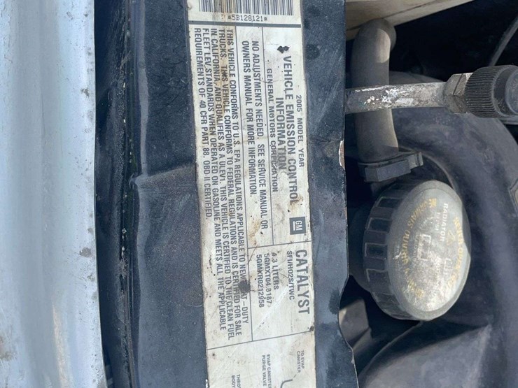 2005-chevrolet-astro-image-17