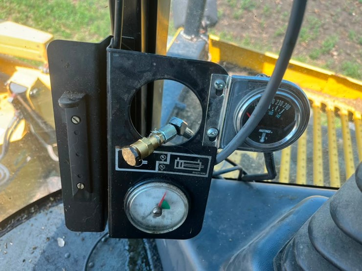 new-holland-fx60-image-27