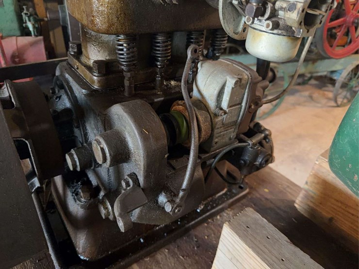 two-cylinder-engine-image-10