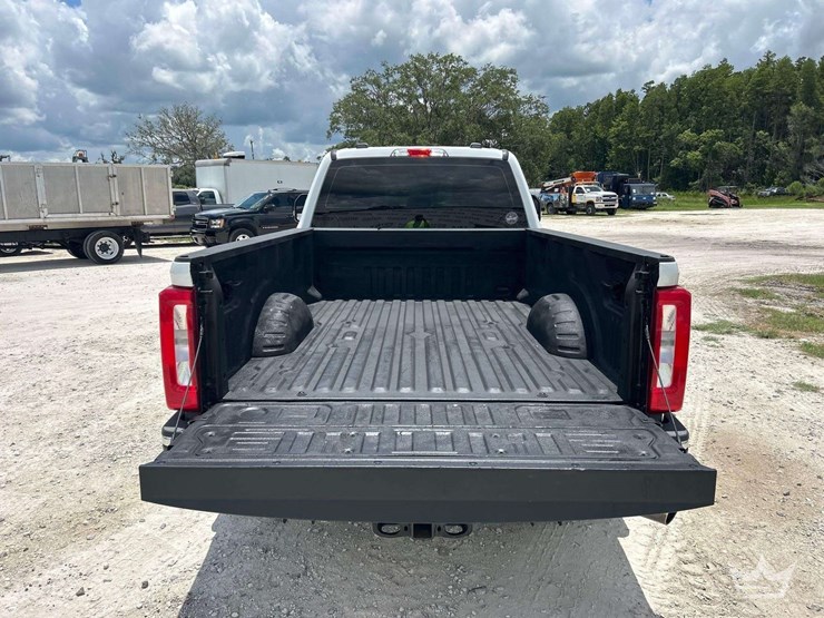 2023-ford-f250-image-20