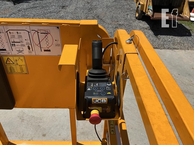 2023-jcb-s4550e-image-12