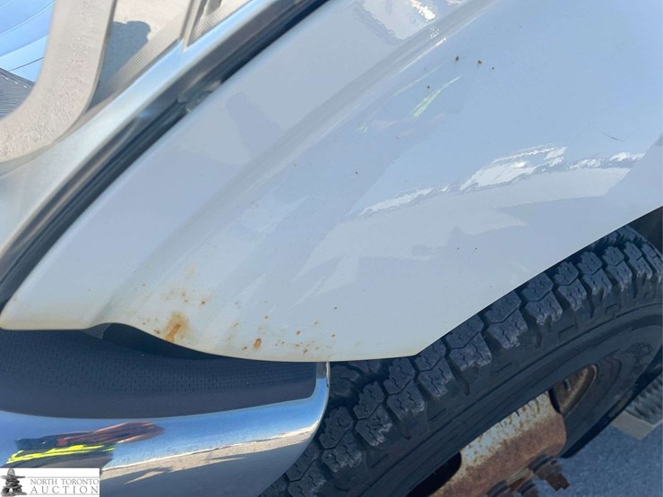 2012-ford-f350-image-38