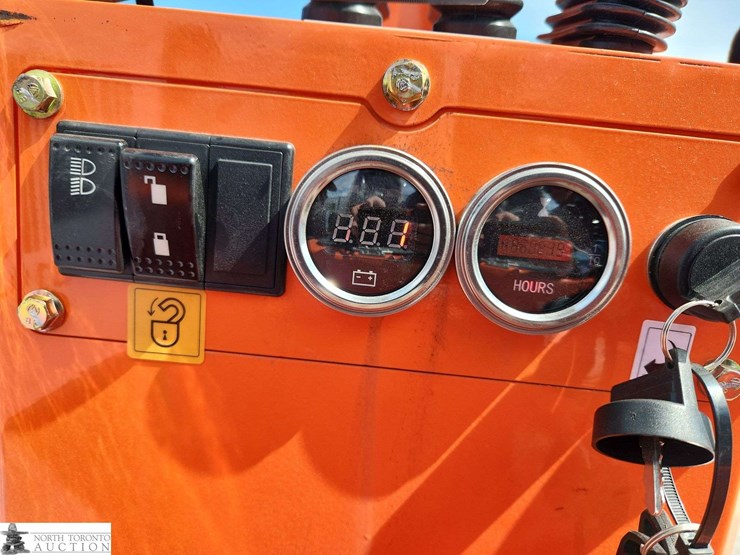 unused-2025-machpro-319-orange-blt-1-mini-excavator-image-9