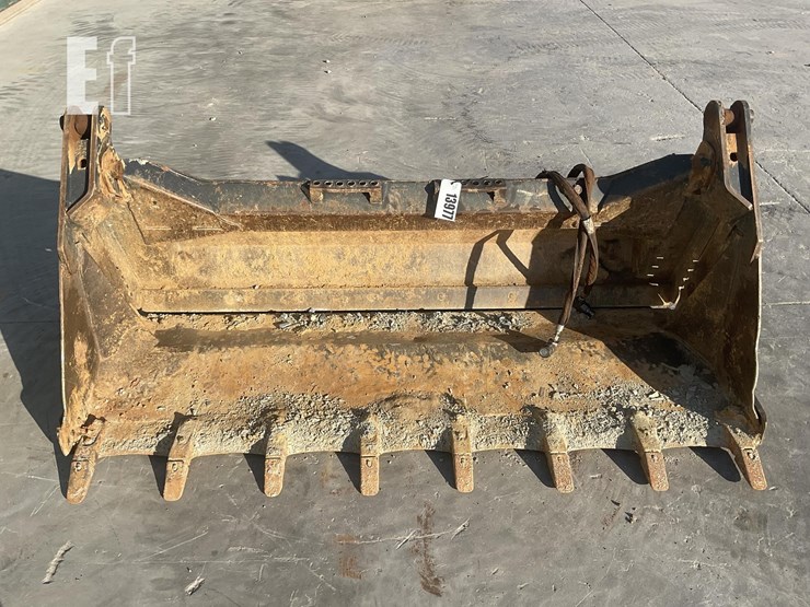 2022-bobcat-4in1-image-4