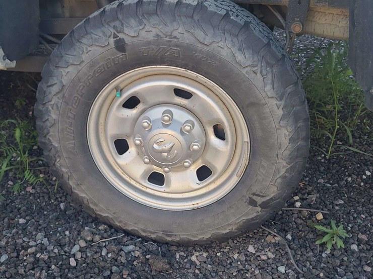 2015-dodge-3500-image-9