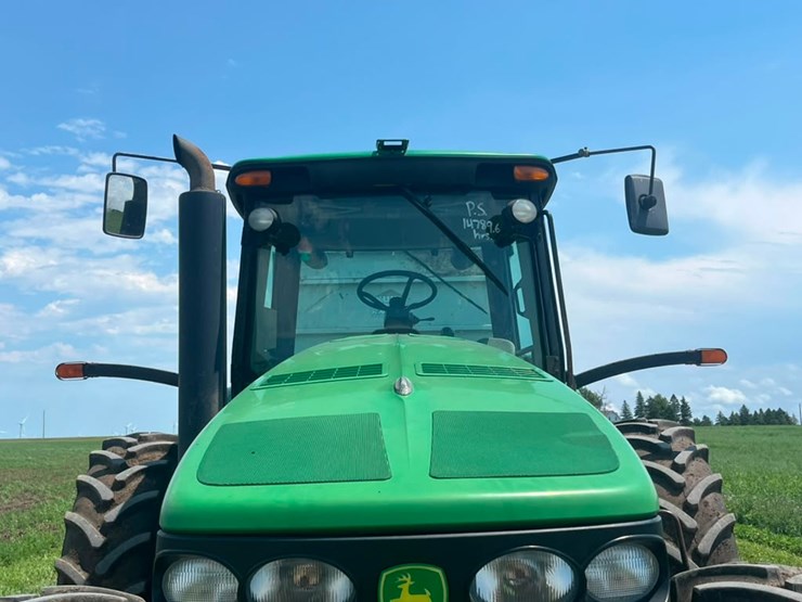 john-deere-8330-image-50