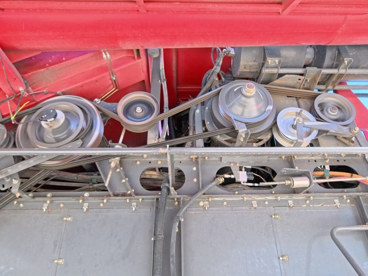 2012-massey-ferguson-9520-image-65