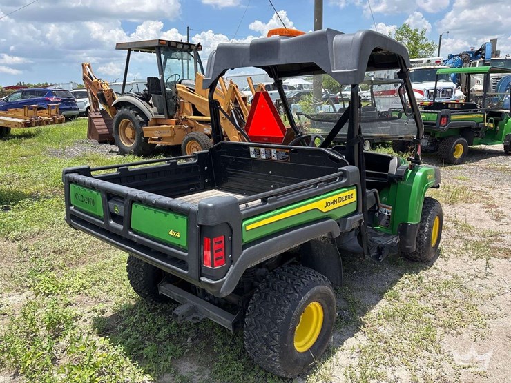 2023-john-deere-hpx615e-4x4-gas-utility-cart-image-4