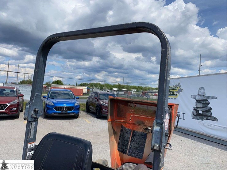 2011-kubota-f3080-image-30