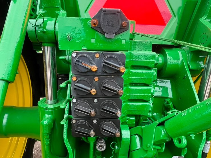 john-deere-8300-image-53