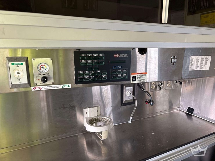2013-international-durastar-4300-image-10