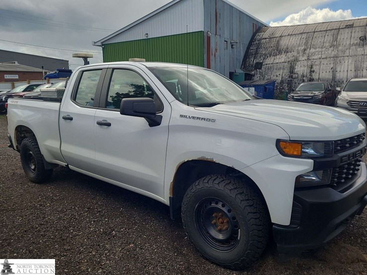 2021-chevrolet-silverado-1500-image-3