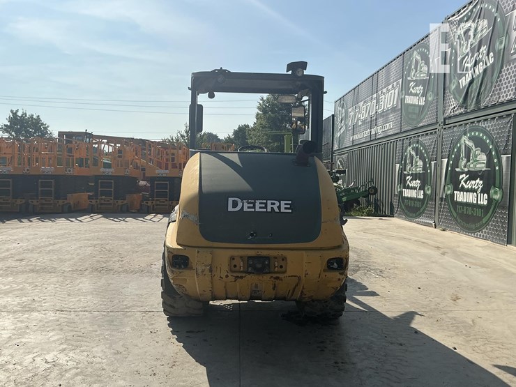 2015-deere-304k-image-3