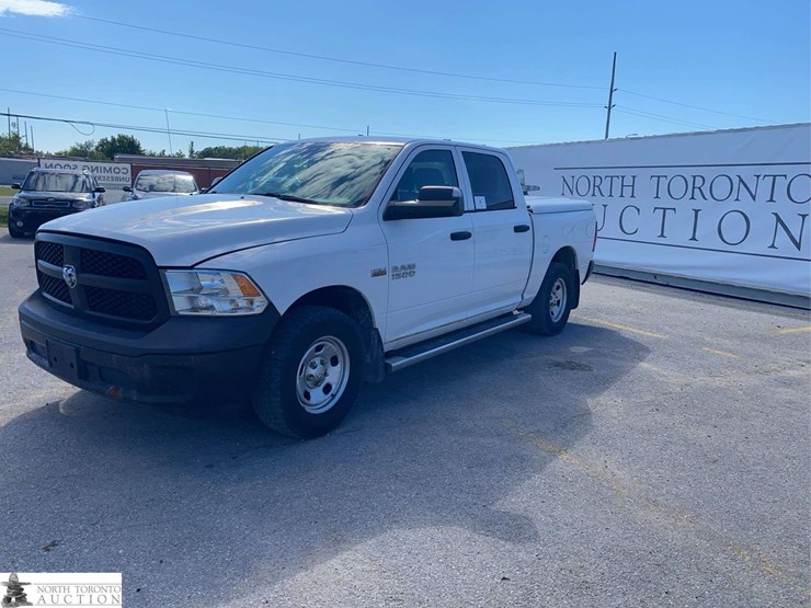 2016-dodge-1500-image-1