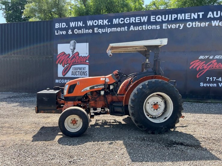 new-holland-tn70a-image-3