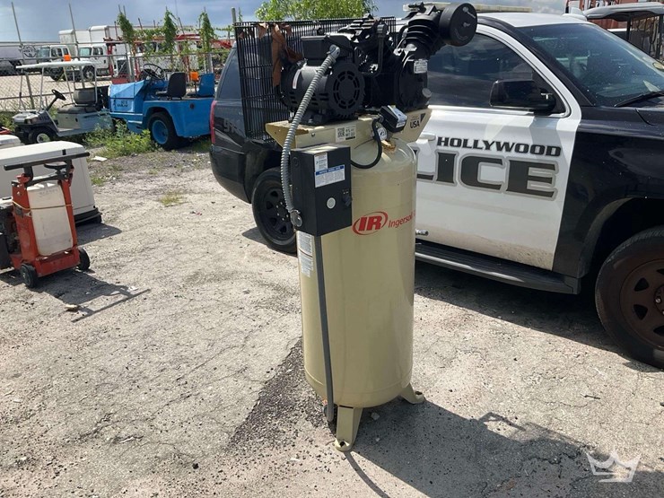 2010-ingersoll-rand-type-30-portable-air-compressor-image-5