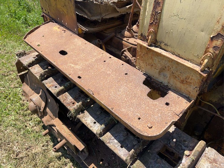 caterpillar-twenty-image-18