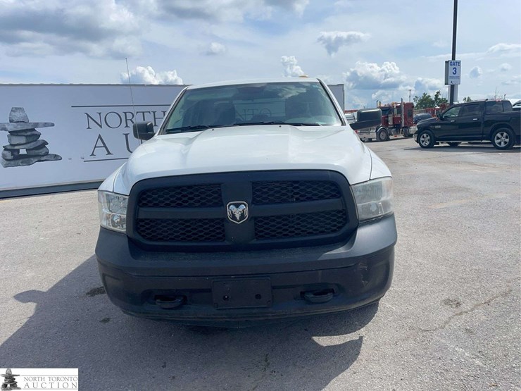 2014-dodge-1500-image-2