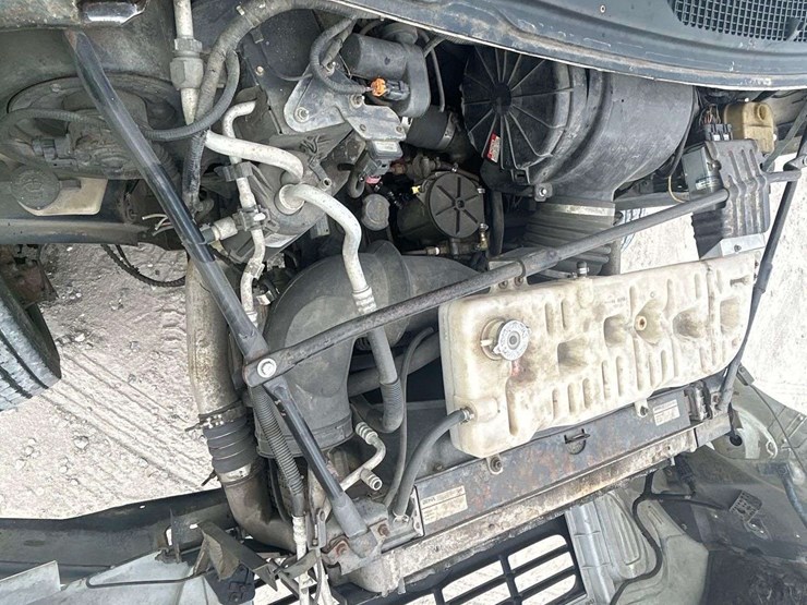 2002-ford-f650-image-7