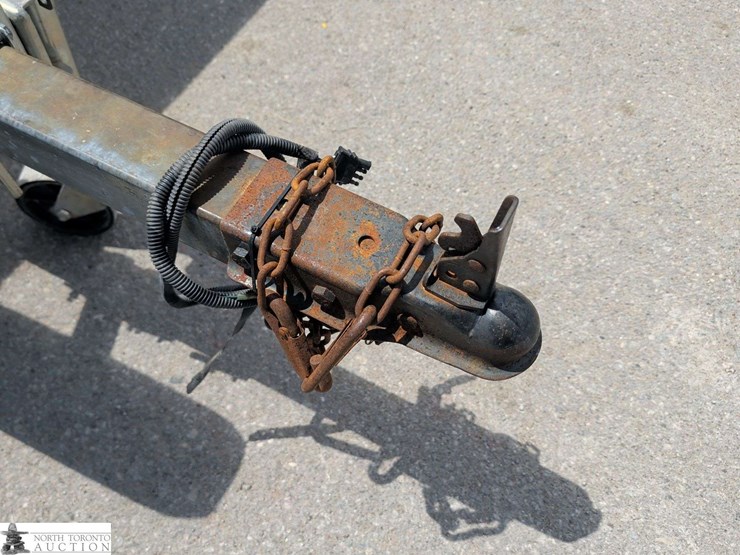2013-l&b-moore-s/a-enclosed-trailer-image-9
