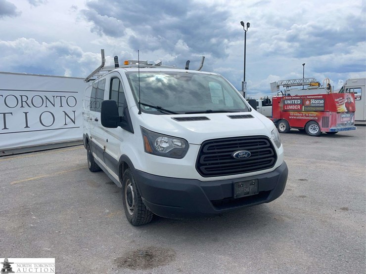 2017-ford-transit-image-3