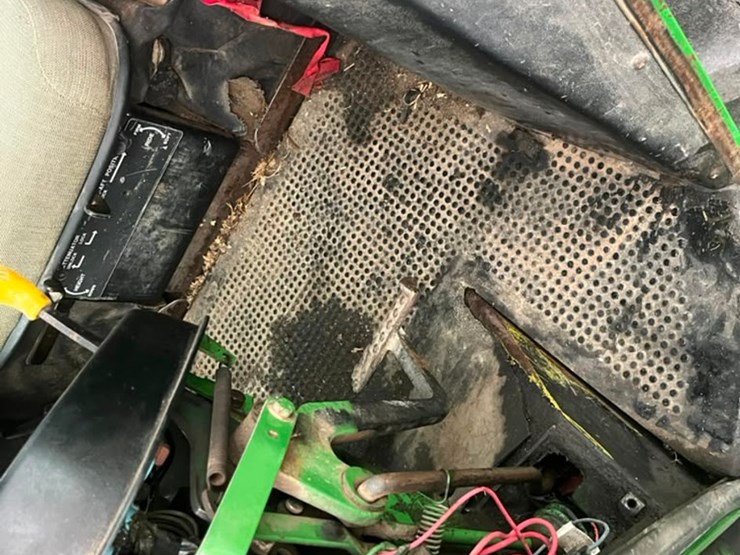 john-deere-4840-image-13