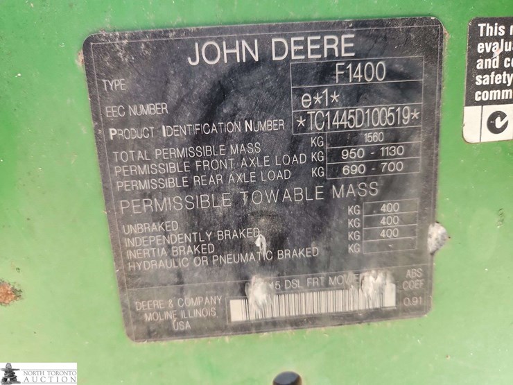 2010-john-deere-1445-image-27