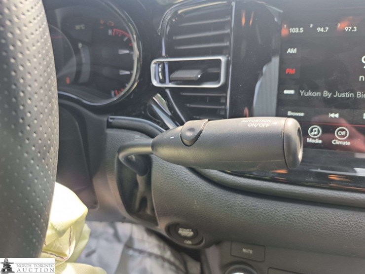 2025-dodge-durango-image-15