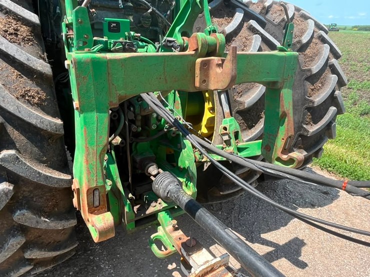 john-deere-8330-image-44