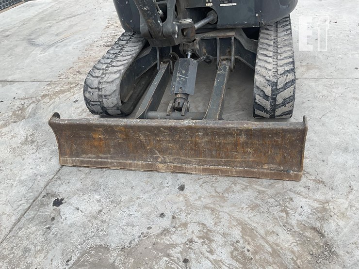 2022-bobcat-e42-image-13