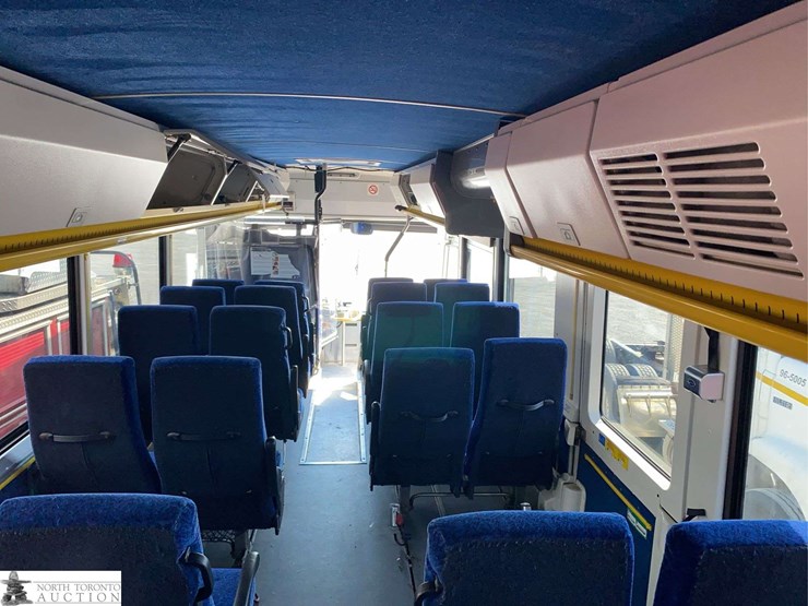 non-operable-2011-motor-coach-industries-d4500-55-passenger-wheelchair-accessible-bus-image-21