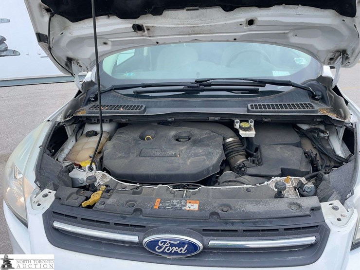 2016-ford-escape-image-10