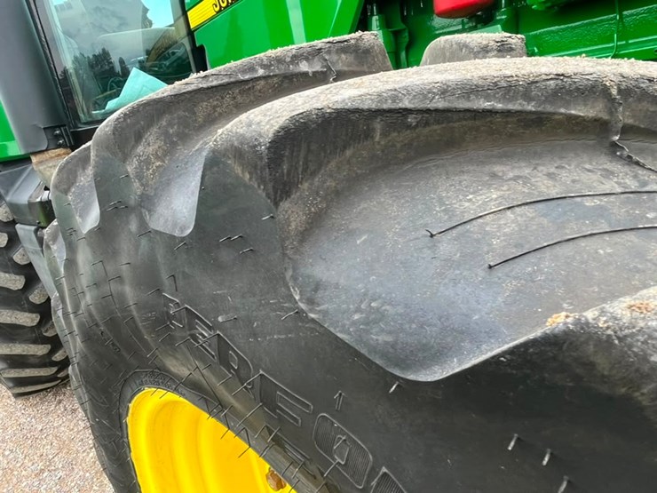 john-deere-8300-image-43